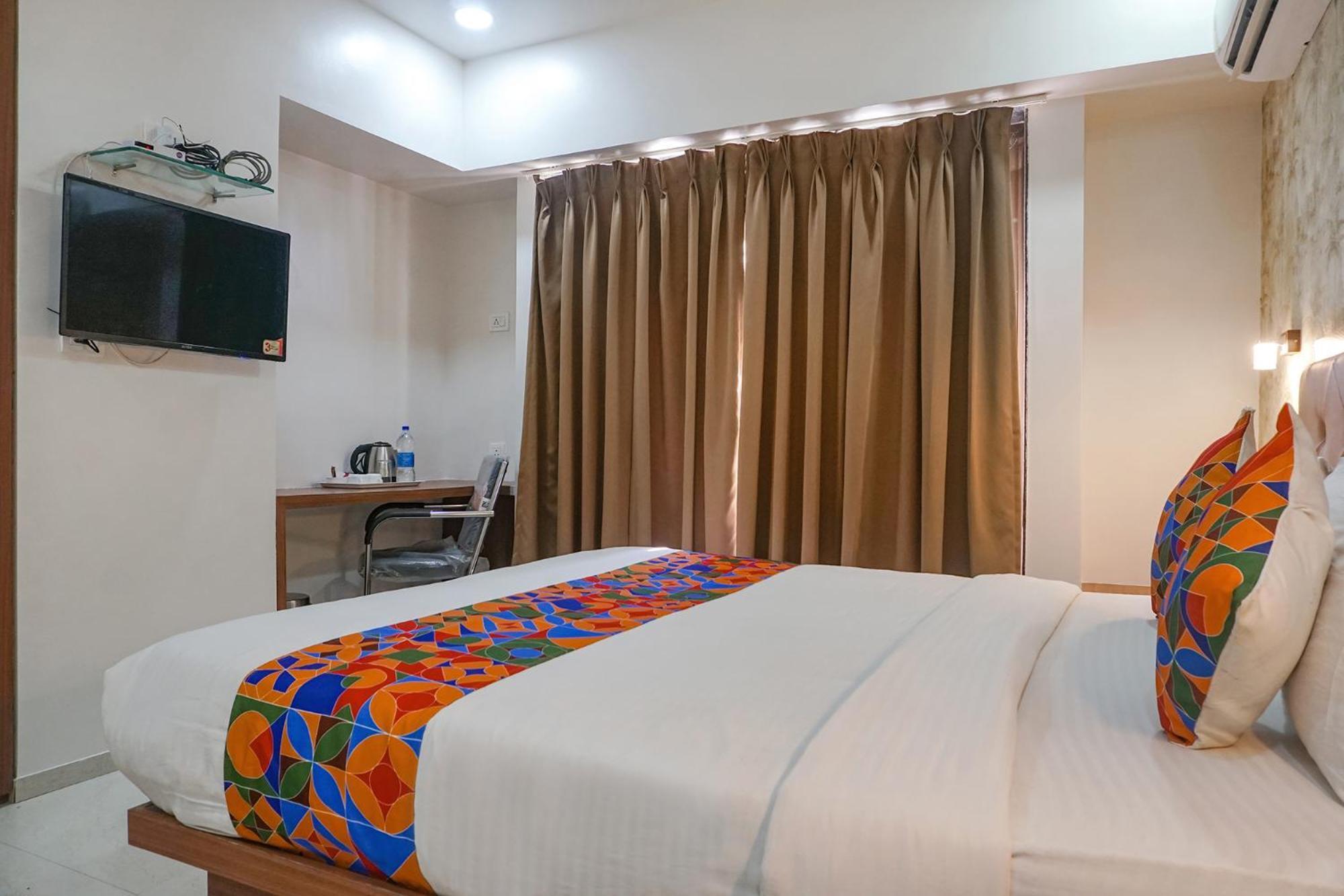 Fabhotel Emersion Residency - High Street Near Laxman Nagar, Baner Pune Zewnętrze zdjęcie