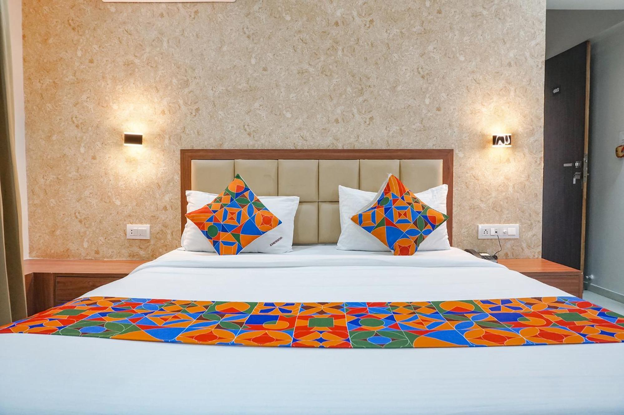 Fabhotel Emersion Residency - High Street Near Laxman Nagar, Baner Pune Zewnętrze zdjęcie
