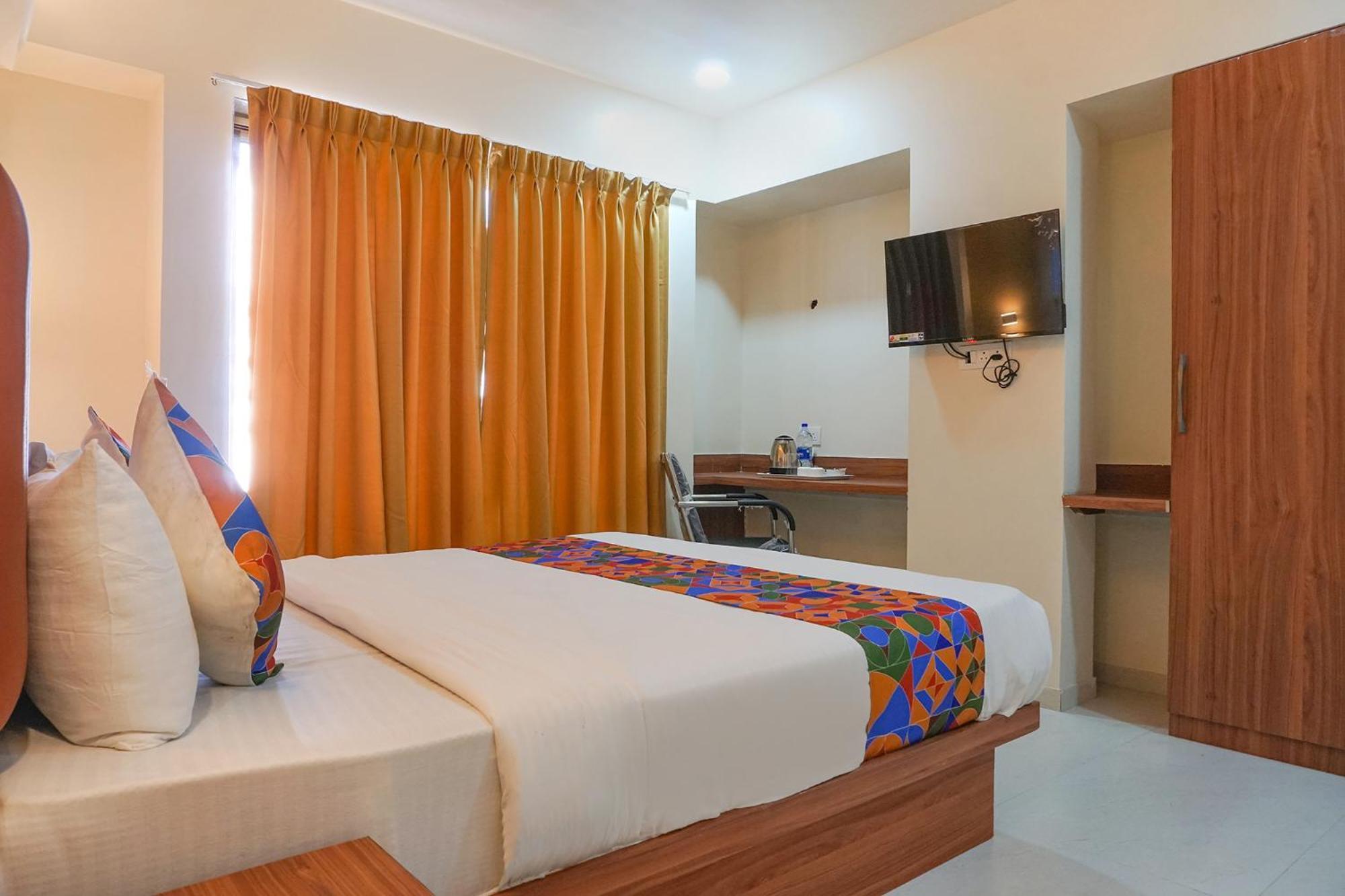Fabhotel Emersion Residency - High Street Near Laxman Nagar, Baner Pune Zewnętrze zdjęcie