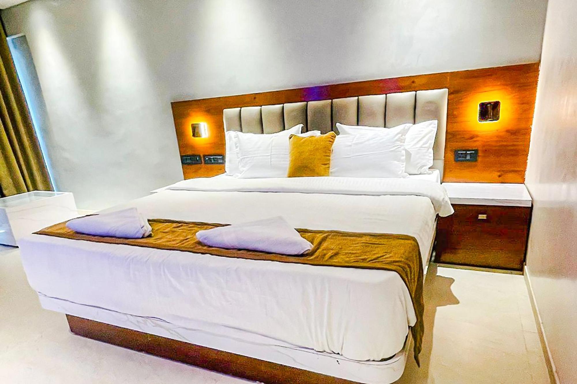 Fabhotel Emersion Residency - High Street Near Laxman Nagar, Baner Pune Zewnętrze zdjęcie